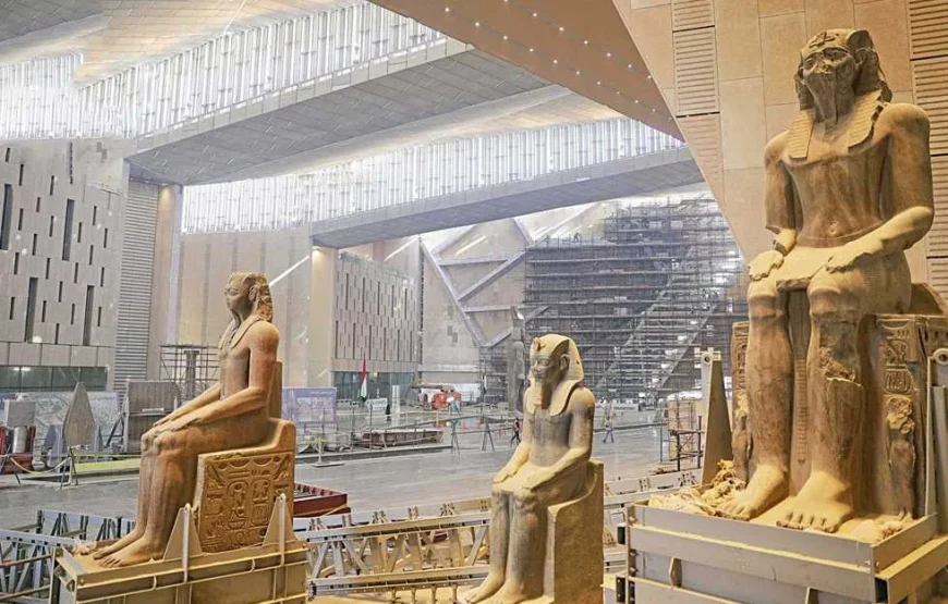 les 3 pyramides-le sphinx-le grand musée une journée