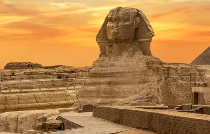 les 3 pyramides-le sphinx-le grand musée une journée