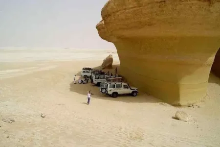 Safari 4×4 – Désert Blanc & Oasis de Bahareya